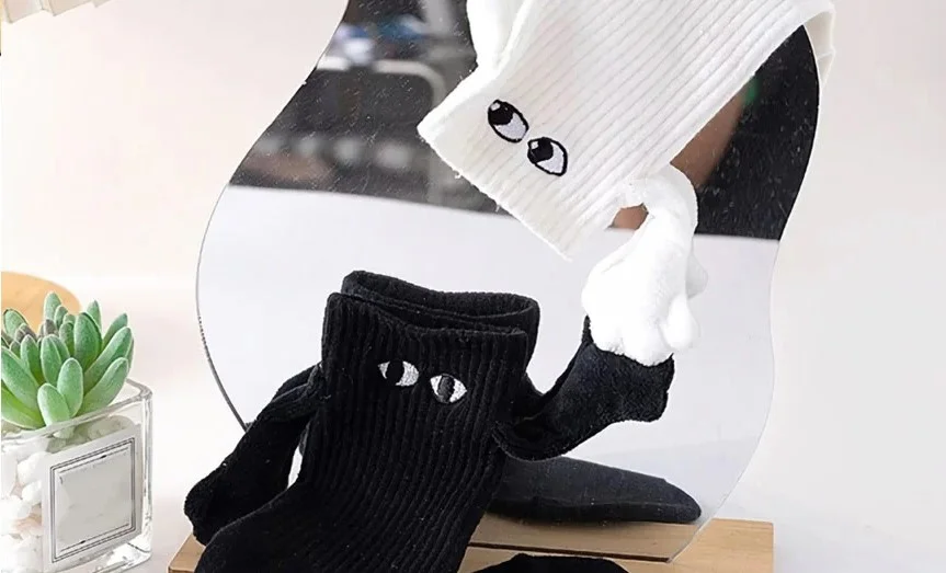 Cartoon Eye Magnetic Matching Socks